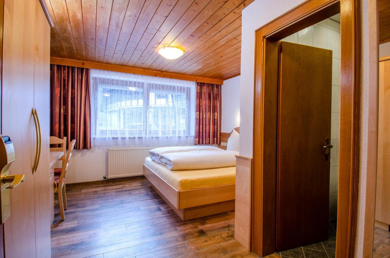 Hotel Garni Golfais ايشجل المظهر الخارجي الصورة